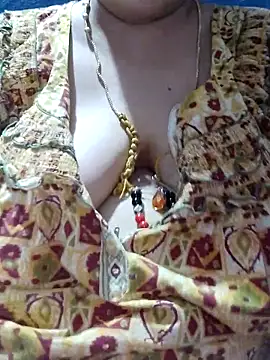 Snapshot of tamilthanushri chatting on February 28, 2026, 4:56 am tamilthanushri online show from February 28, 2026, 4:56 am