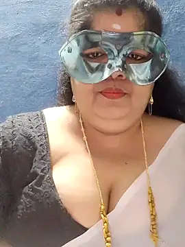 Snapshot of tamilthanushri chatting on February 16, 2026, 7:40 am tamilthanushri online show from February 16, 2026, 7:40 am