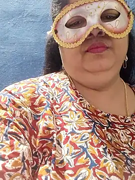 Snapshot of tamilthanushri chatting on January 14, 2026, 9:46 am tamilthanushri online show from January 14, 2026, 9:46 am