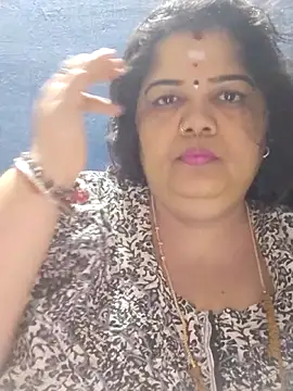 Snapshot of tamilthanushri chatting on May 16, 2026, 9:52 am tamilthanushri online show from May 16, 2026, 9:52 am