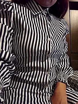 KITTEN-10 online show from October 27, 2025, 2:34 am