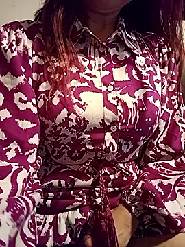 KITTEN-10 online show from January 8, 2026, 4:18 am