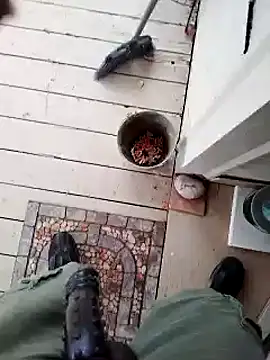 Snapshot of SukItSlo444 chatting on February 4, 2025, 6:27 pm SukItSlo444 online show from February 4, 2025, 6:27 pm