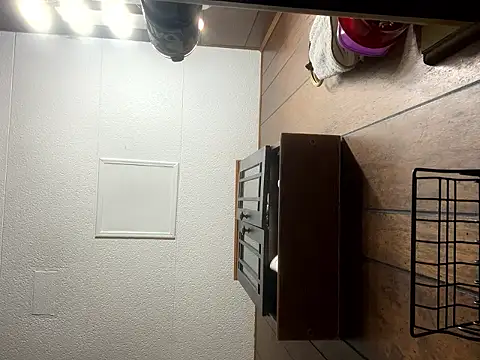 SukItSlo444 online show from April 16, 2026, 10:45 pm