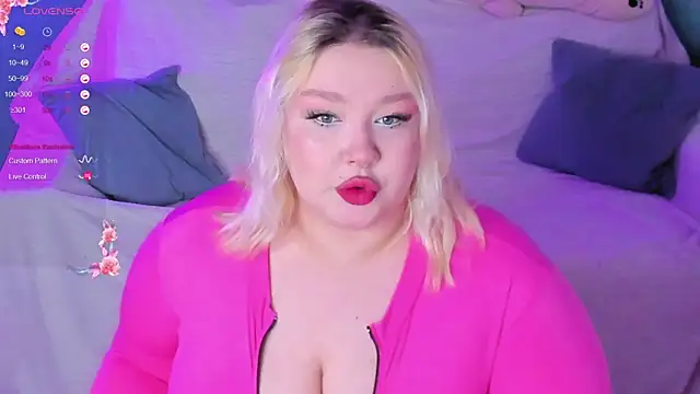 LilyBelll online show from February 23, 2025, 6:34 pm