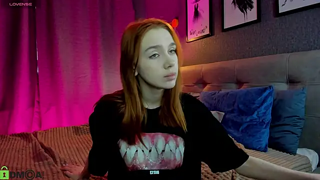 Lesi Moonie01 online show from April 15, 2026, 9:26 am