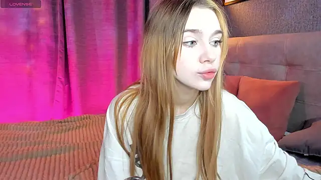 Lesi Moonie01 online show from October 29, 2025, 9:30 am