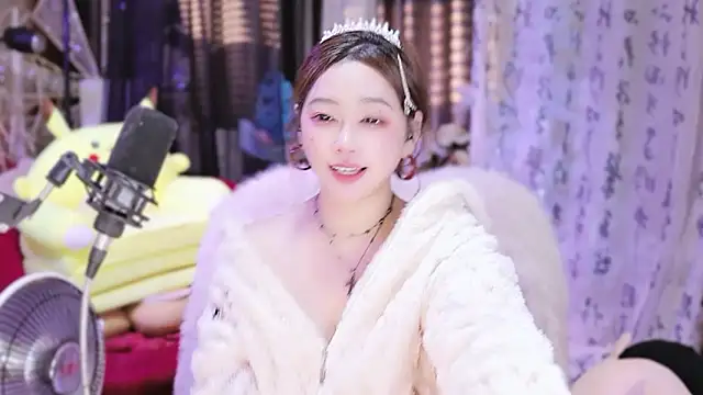 Snapshot of Missy_Nana21 chatting on January 22, 2025, 4:02 pm Missy Nana21 online show from January 22, 2025, 4:02 pm