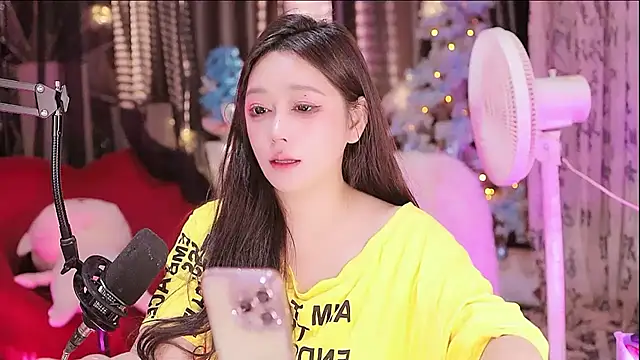 Snapshot of Missy_Nana21 chatting on September 16, 2025, 3:24 pm Missy Nana21 online show from September 16, 2025, 3:24 pm