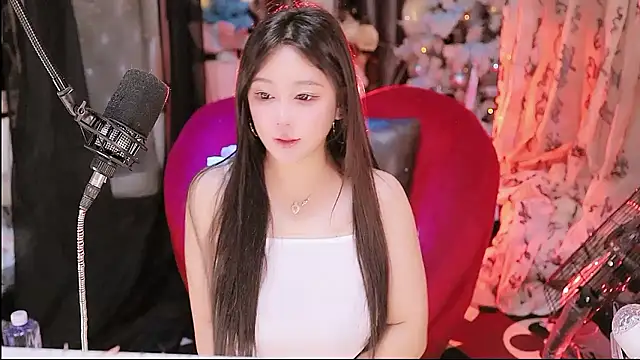 Snapshot of Missy_Nana21 chatting on January 14, 2026, 4:10 pm Missy Nana21 online show from January 14, 2026, 4:10 pm