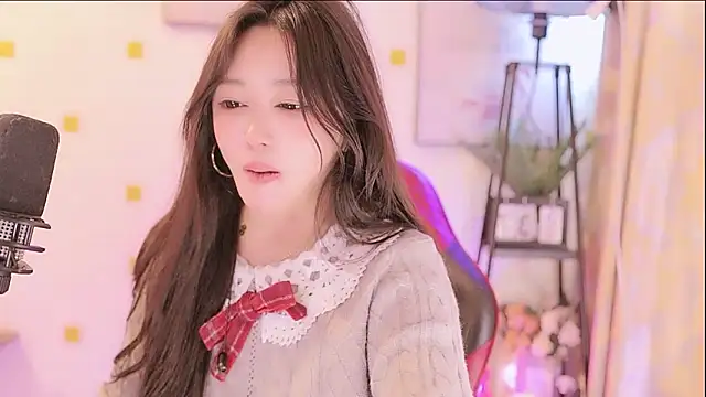 Snapshot of Missy_Nana21 chatting on March 1, 2026, 4:23 am Missy Nana21 online show from March 1, 2026, 4:23 am