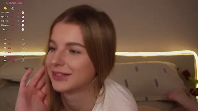 Sunshine Diana online show from March 12, 2025, 8:09 pm