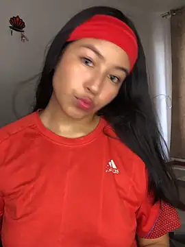 EmmaRossem online show from April 14, 2026, 8:03 pm