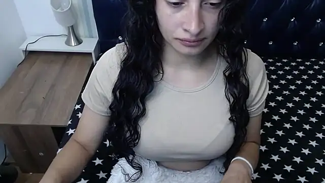 Snapshot of Scarlett_Keaton chatting on November 23, 2025, 4:11 am Scarlett Keaton online show from November 23, 2025, 4:11 am