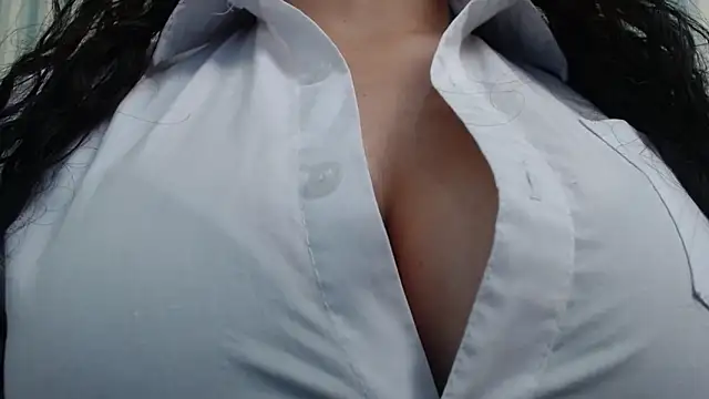 Snapshot of Scarlett_Keaton chatting on October 5, 2025, 4:36 am Scarlett Keaton online show from October 5, 2025, 4:36 am