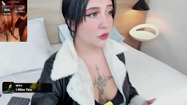 Snapshot of Megansttein_ chatting on March 10, 2025, 7:18 pm Megansttein online show from March 10, 2025, 7:18 pm