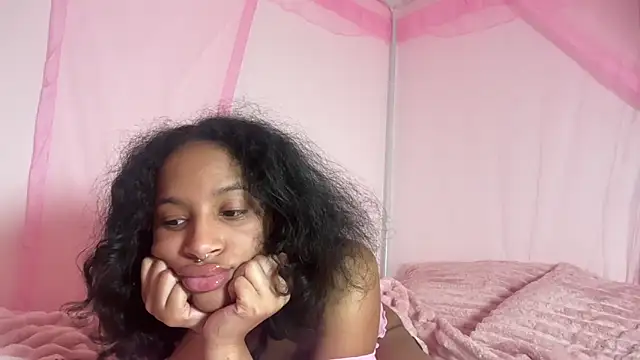 Snapshot of shandiloveslemonss chatting on November 4, 2025, 6:28 am shandiloveslemonss online show from November 4, 2025, 6:28 am