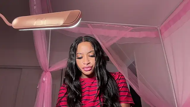 shandiloveslemonss online show from December 3, 2025, 7:08 am