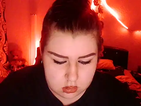 Ana Krisstina online show from November 30, 2025, 5:47 pm