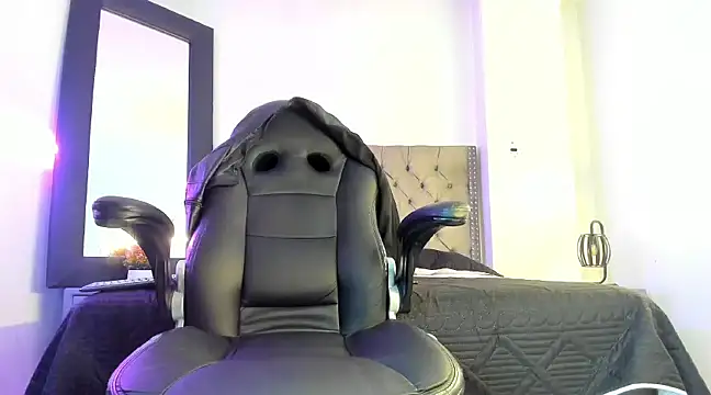 DemianPrince online show from December 18, 2024, 4:09 am