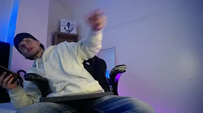 DemianPrince online show from February 6, 2025, 3:27 am