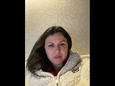 Snapshot of LeggyLover90 chatting on March 2, 2026, 1:29 pm LeggyLover90 online show from March 2, 2026, 1:29 pm