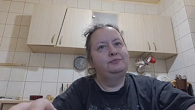 Snapshot of melissaBlessing chatting on February 17, 2026, 1:58 am melissaBlessing online show from February 17, 2026, 1:58 am