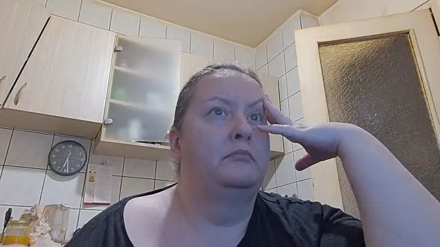 Snapshot of melissaBlessing chatting on February 1, 2026, 4:22 am melissaBlessing online show from February 1, 2026, 4:22 am