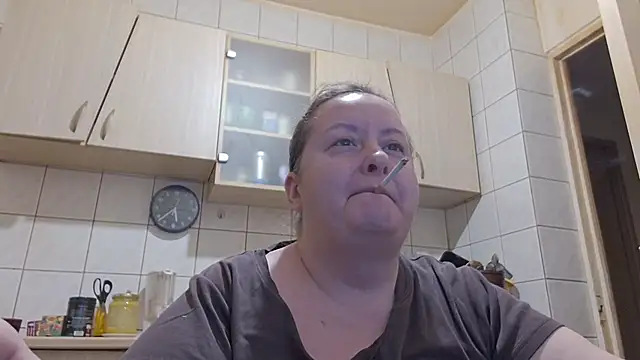 Snapshot of melissaBlessing chatting on January 17, 2026, 3:32 am melissaBlessing online show from January 17, 2026, 3:32 am