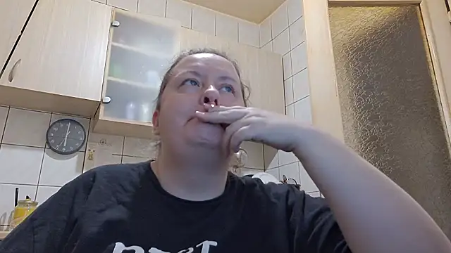 Snapshot of melissaBlessing chatting on February 22, 2026, 3:53 am melissaBlessing online show from February 22, 2026, 3:53 am