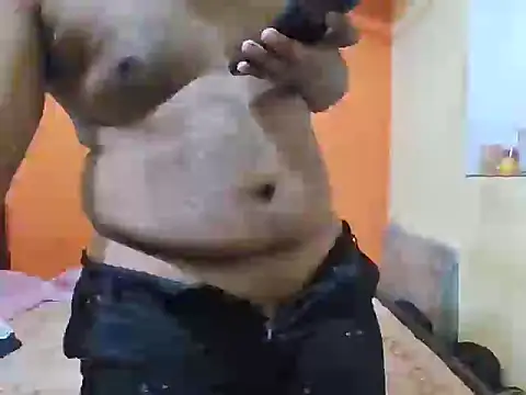 Snapshot of LundChodumera chatting on December 18, 2024, 2:38 pm LundChodumera online show from December 18, 2024, 2:38 pm