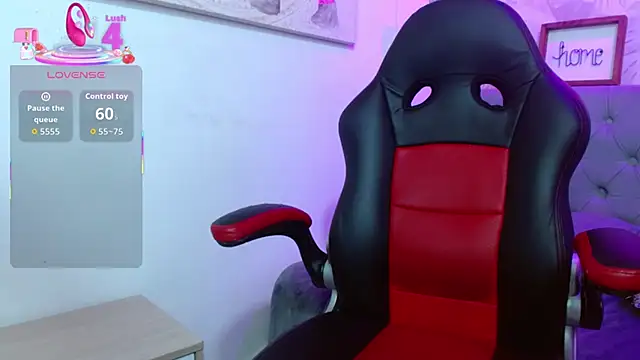 Snapshot of violletha chatting on October 6, 2025, 12:39 pm violletha online show from October 6, 2025, 12:39 pm