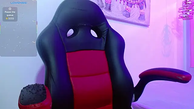 violletha online show from March 11, 2026, 12:32 pm