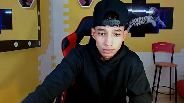 Snapshot of jose_sexycumm chatting on March 16, 2025, 7:17 pm jose sexycumm online show from March 16, 2025, 7:17 pm