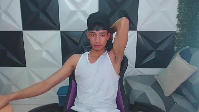 Snapshot of jose_sexycumm chatting on March 19, 2025, 11:36 pm jose sexycumm online show from March 19, 2025, 11:36 pm