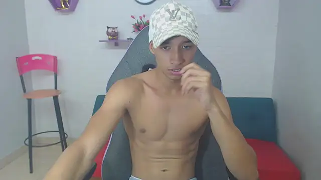 Snapshot of jose_sexycumm chatting on February 11, 2025, 9:25 pm jose sexycumm online show from February 11, 2025, 9:25 pm