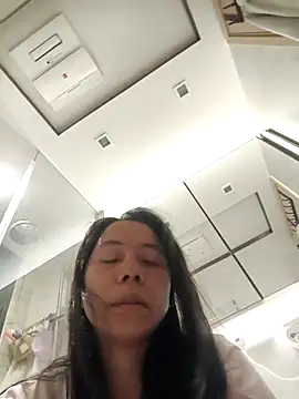 doggiepossession online show from April 1, 2026, 12:02 am