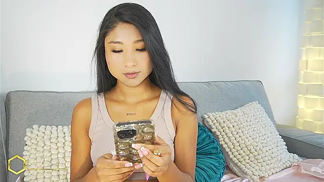 Snapshot of Megan_Lim chatting on September 17, 2025, 6:43 pm Megan Lim online show from September 17, 2025, 6:43 pm