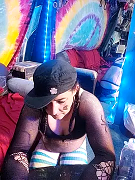 Boo-boo kittyfux online show from October 21, 2025, 10:25 am