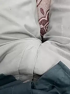 Snapshot of Mr_joh chatting on November 8, 2025, 1:03 pm Mr joh online show from November 8, 2025, 1:03 pm