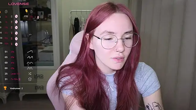 littlevildevil online show from September 29, 2025, 11:05 am