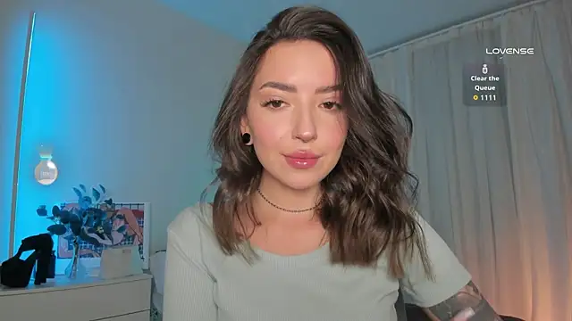 Oh My Dianee online show from September 18, 2025, 7:22 am