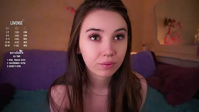 GillianDowdey online show from April 7, 2026, 3:19 am