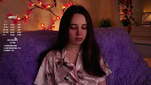 Snapshot of GillianDowdey chatting on November 28, 2025, 3:07 am GillianDowdey online show from November 28, 2025, 3:07 am