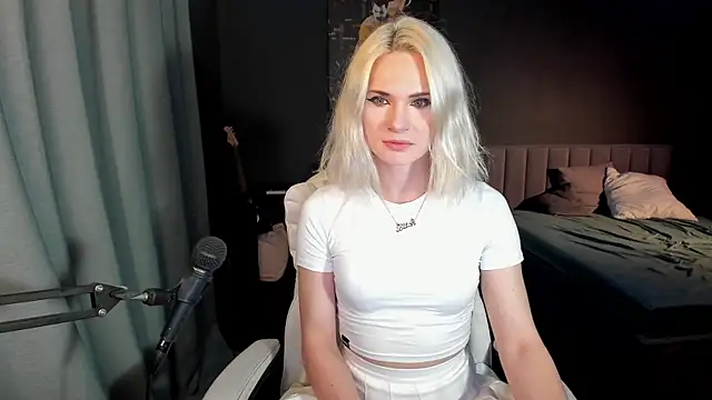 Milena marshmalows online show from February 23, 2025, 11:04 pm