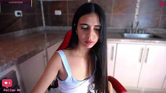 Snapshot of anna_alvarez chatting on December 2, 2025, 12:40 pm anna alvarez online show from December 2, 2025, 12:40 pm