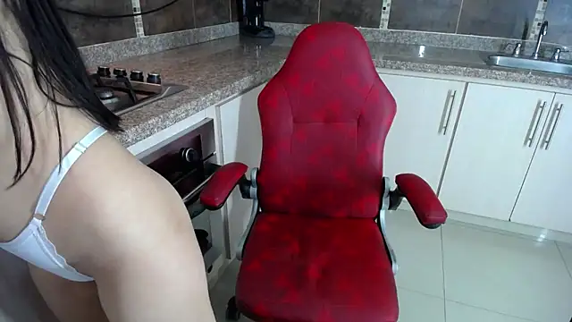 Snapshot of anna_alvarez chatting on February 27, 2025, 11:06 am anna alvarez online show from February 27, 2025, 11:06 am