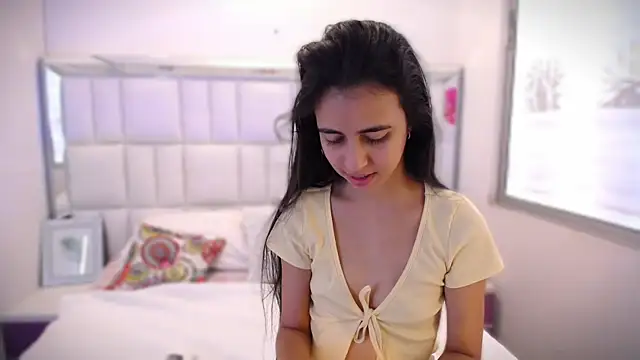 Snapshot of anna_alvarez chatting on September 13, 2025, 12:05 pm anna alvarez online show from September 13, 2025, 12:05 pm