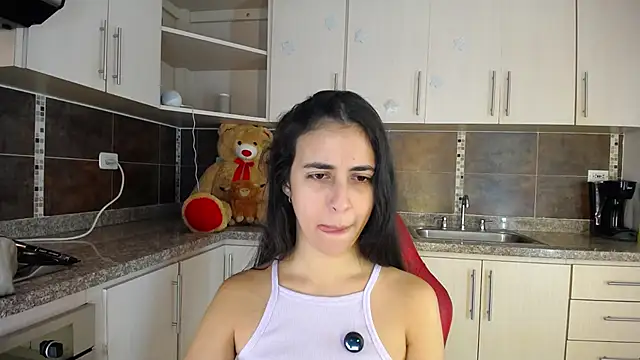 Snapshot of anna_alvarez chatting on July 10, 2026, 11:43 am anna alvarez online show from July 10, 2026, 11:43 am