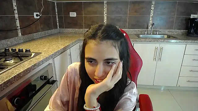 Snapshot of anna_alvarez chatting on March 20, 2025, 1:59 pm anna alvarez online show from March 20, 2025, 1:59 pm